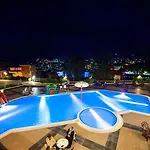 Akropol Αλάνια
