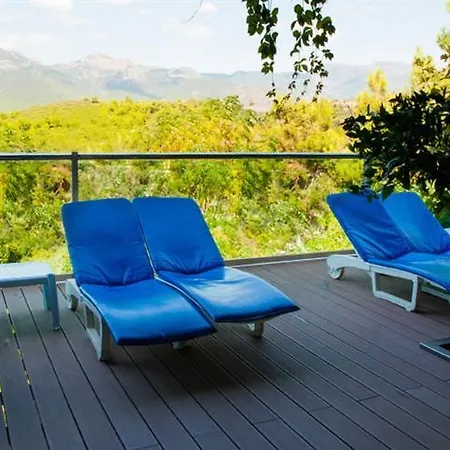 Akropol Готель Аланія